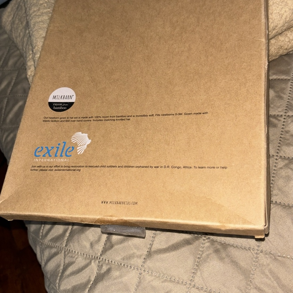 NWT Milkbarn newborn girl hat & sleeper bamboo - exile international butterflies - Picture 4 of 7